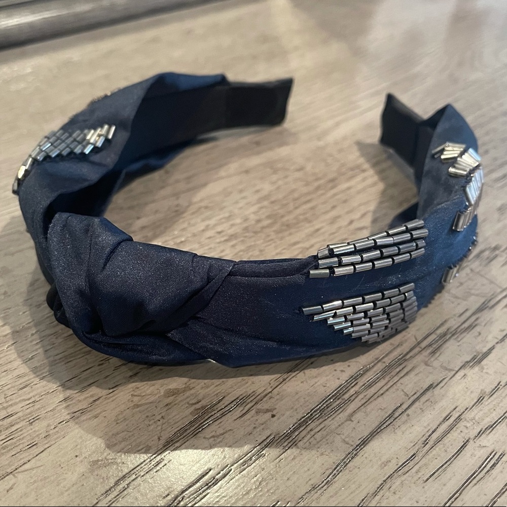 Kohl’s Navy & Gun Metal Sequined Knotted Headband